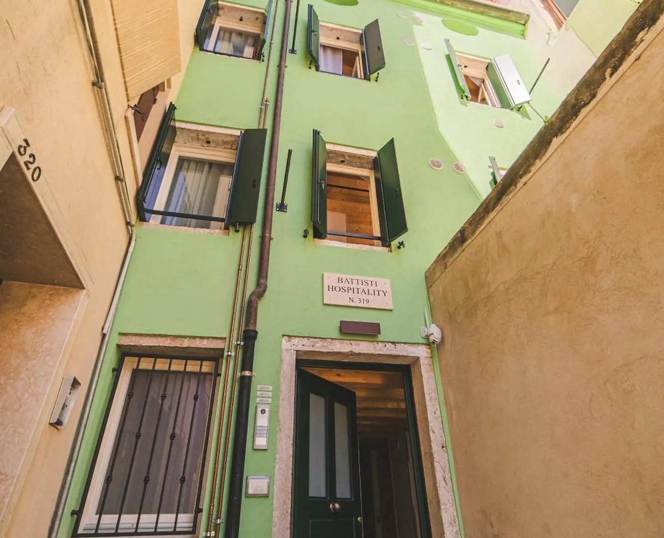 Appartamento Battisti Hospitality - Un'Avventura Chioggia 0*,  Italia